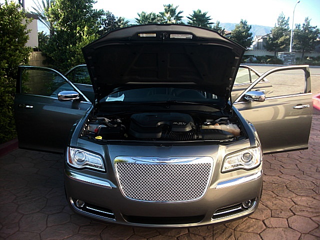 12Chrysler300LtdPDM/23a40.JPG