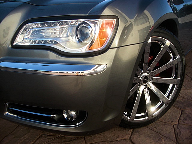 12Chrysler300LtdPDM/23a37.JPG