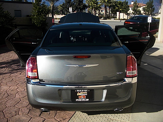 12Chrysler300LtdPDM/25a21.JPG