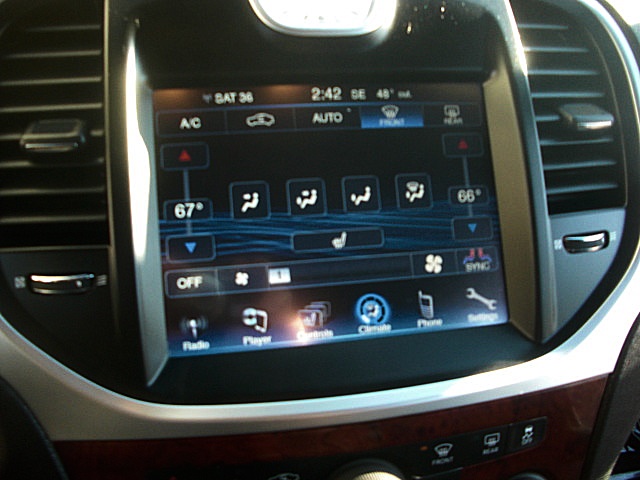 12Chrysler300LtdPDM/25a66.JPG