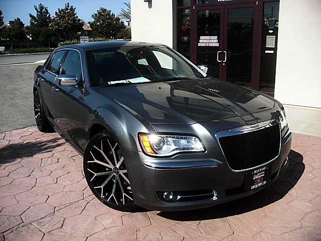 12Chrysler300LtdPDM/25aa35.JPG