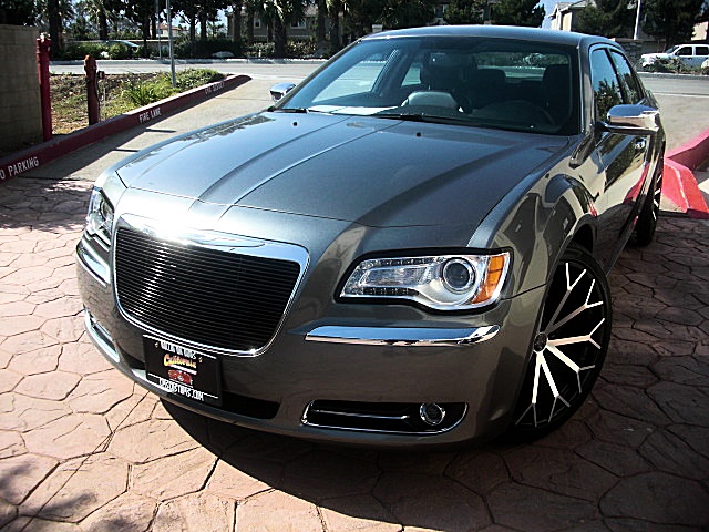 12Chrysler300LtdPDM/25aa35.JPG