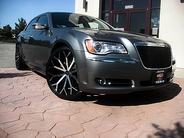 12Chrysler300LtdPDM/25aa35.JPG