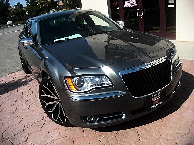 12Chrysler300LtdPDM/25aa35.JPG