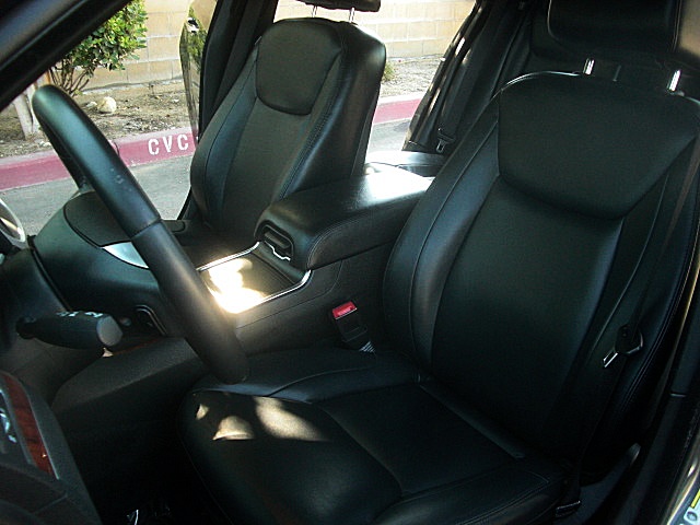 12Chrysler300LtdPDM/25c42.JPG