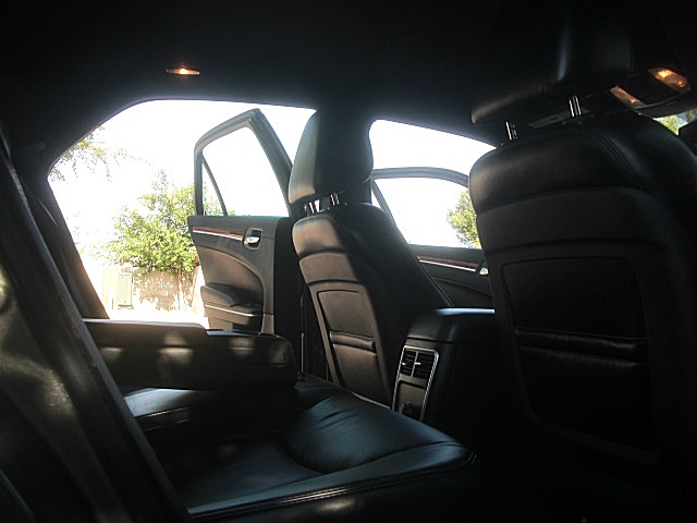 12Chrysler300LtdPDM/25c42.JPG