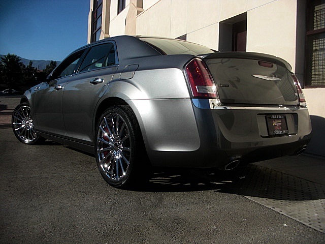 12Chrysler300LtdPDM/25c45.JPG