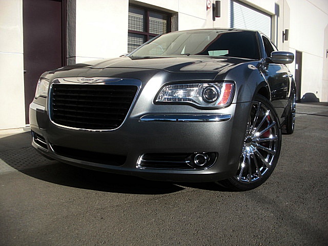 12Chrysler300LtdPDM/25c45.JPG