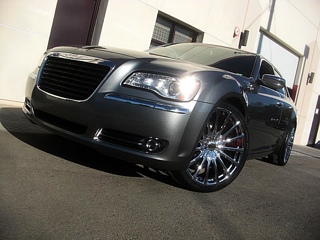 12Chrysler300LtdPDM/25c45.JPG