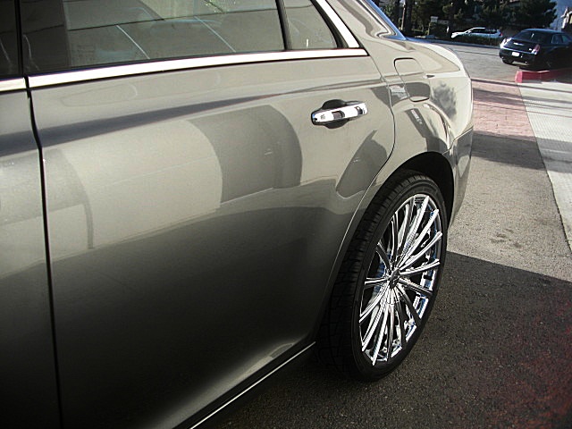 12Chrysler300LtdPDM/25c42.JPG