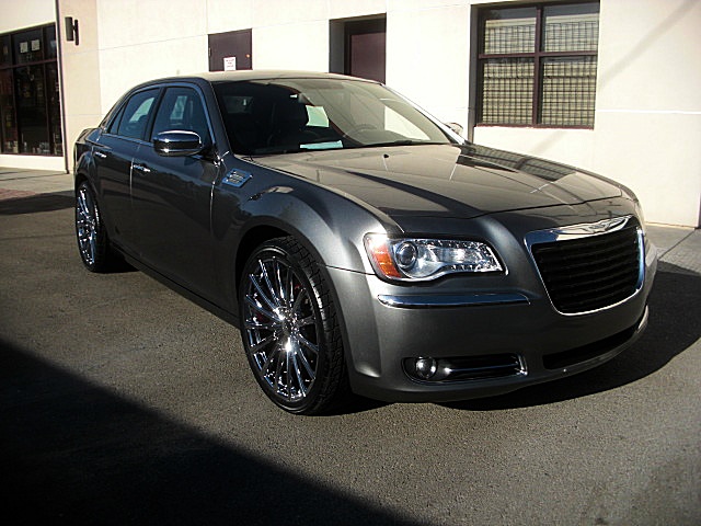 12Chrysler300LtdPDM/25c45.JPG