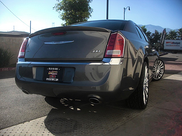 12Chrysler300LtdPDM/25c45.JPG