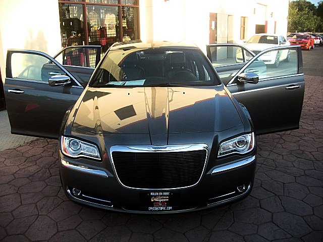 12Chrysler300LtdPDM/25g23.JPG
