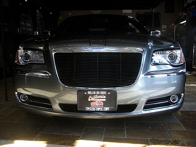 12Chrysler300LtdPDM/25q35.JPG