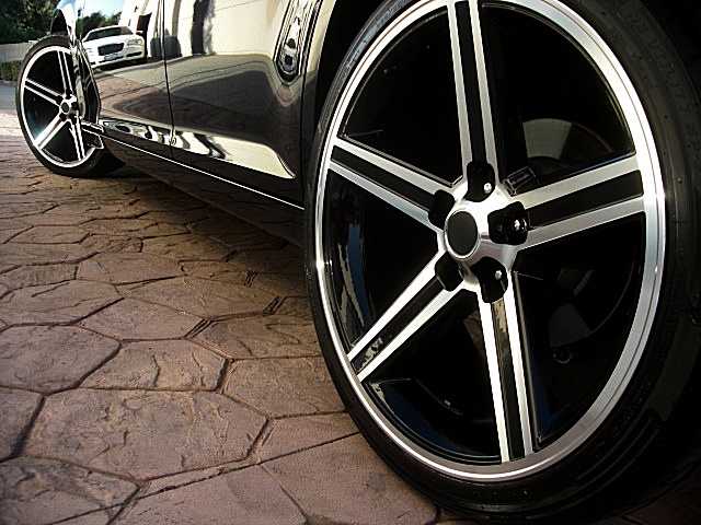 12Ltd300Blk/25e32.JPG
