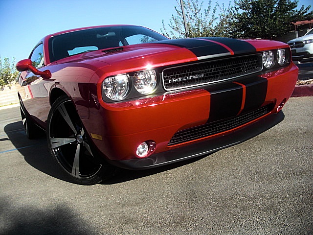 12challengerRed/25d45.JPG