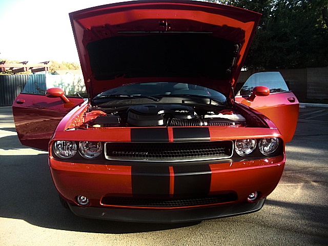 12challengerRed/25d45.JPG