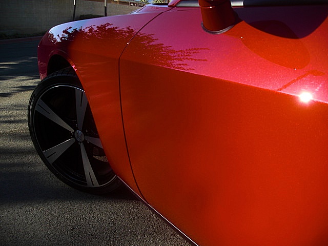 12challengerRed/25d40.JPG