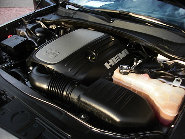 13Chry300cGray/25a26.JPG