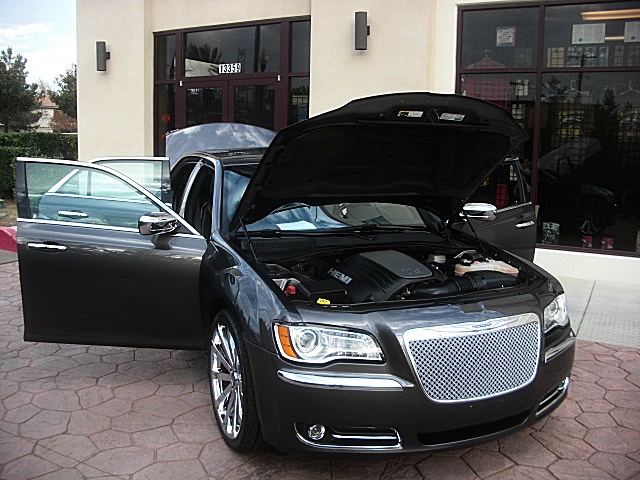 13Chry300cGray/25a27.JPG