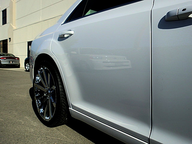 13Chry300white/26a27.JPG