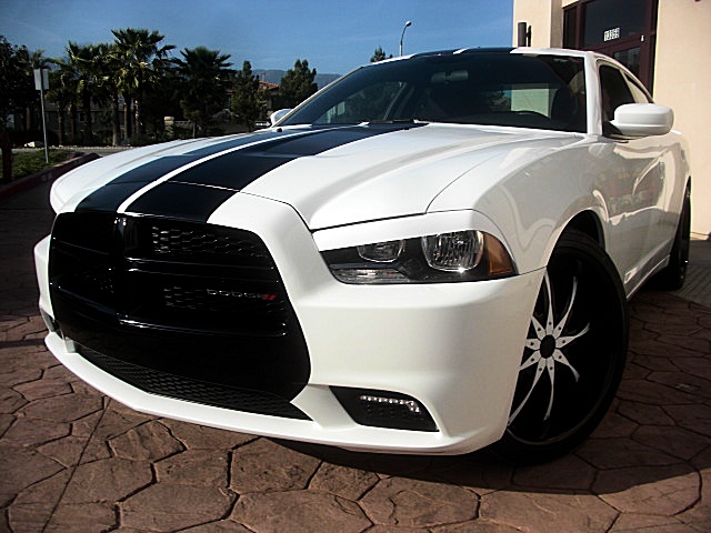 13chargerWhitSRT/26a22.JPG