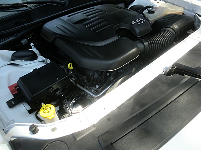 15ChallengerWhite/1a22.JPG