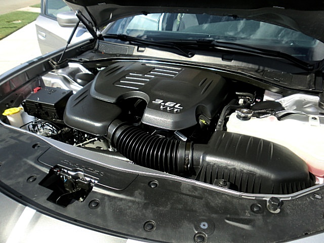 15ChargerBillet/23a24.JPG