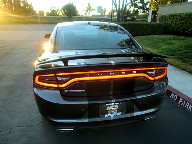 15ChargerDkGray/22a34.JPG