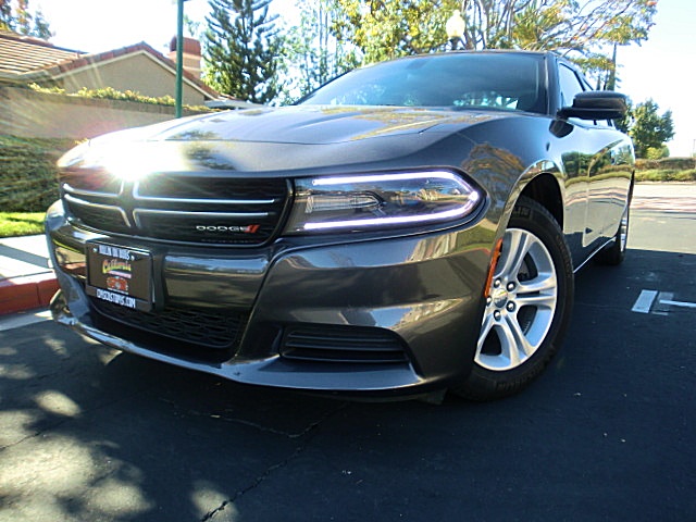 15ChargerDkGray/22a64.JPG