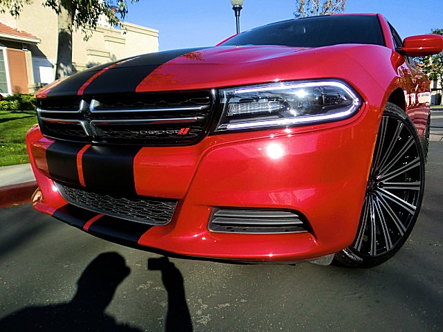 15ChargerRed/20a25.JPG