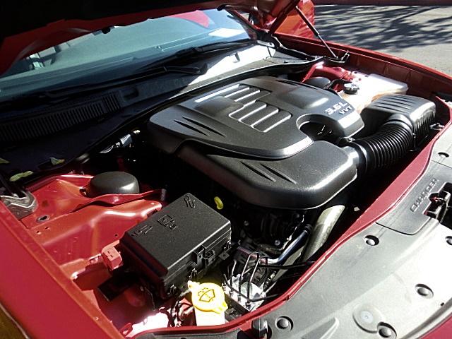 15ChargerRed/20a24.JPG