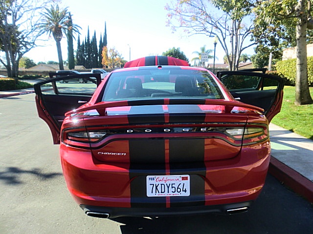 15ChargerRed/20a27.JPG