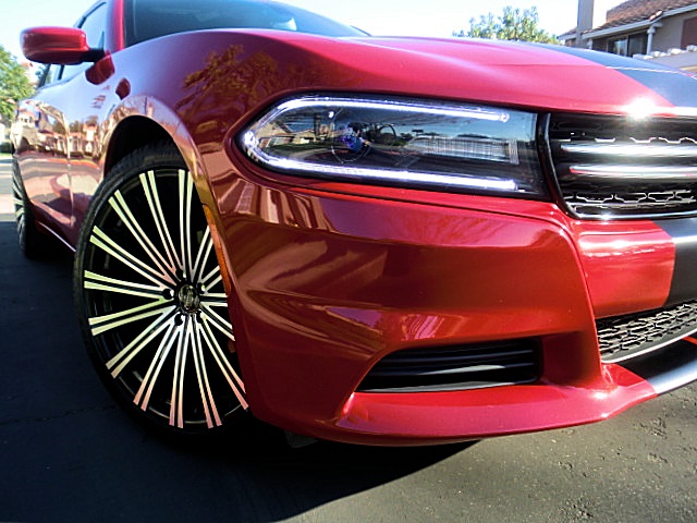 15ChargerRed/20a25.JPG