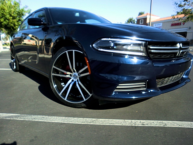 15ChargerSEandSXTblue/1a69.JPG