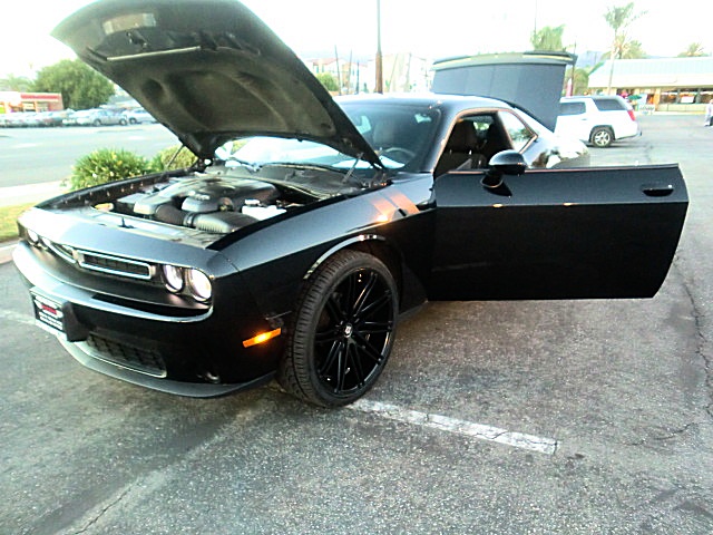 15challengerBlK/18a29.JPG