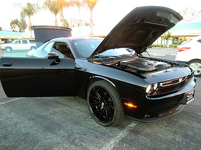 15challengerBlK/18a29.JPG