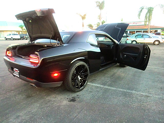 15challengerBlK/18a29.JPG