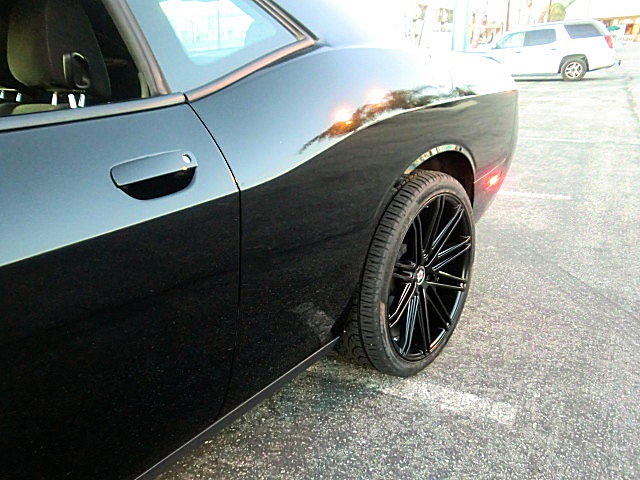 15challengerBlK/18a22.JPG