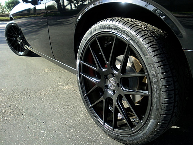 15challengerBlK/20a77.JPG