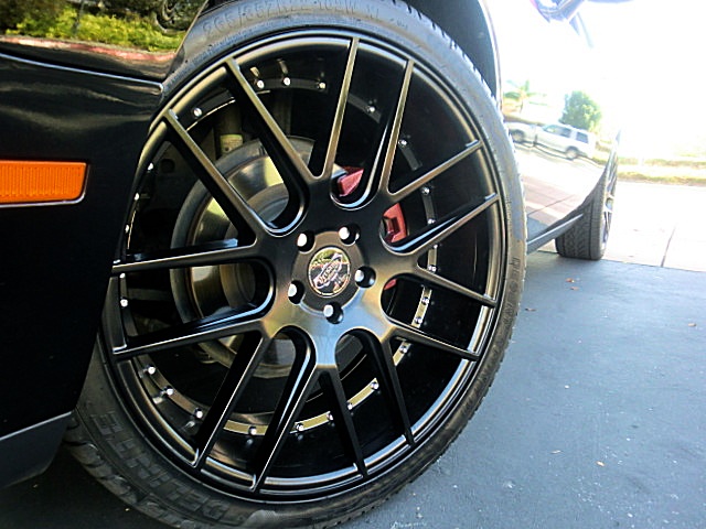 15challengerBlK/20a77.JPG
