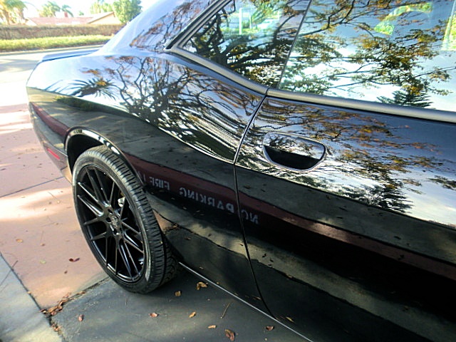 15challengerBlK/20a77.JPG