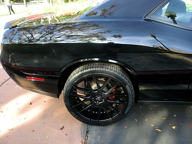 15challengerBlK/20a77.JPG
