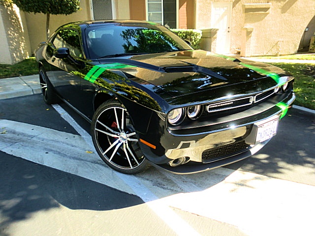 15challengerBlK/20a82.JPG