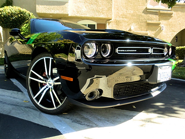 15challengerBlK/24a19.JPG
