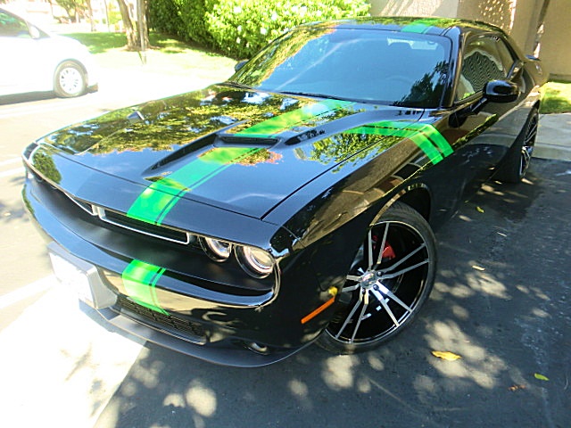 15challengerBlK/24a13.JPG