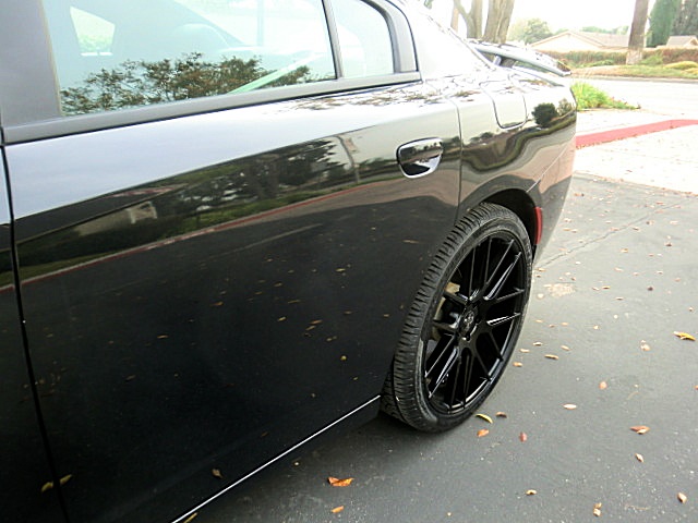 15chargerBlK/21a87.JPG