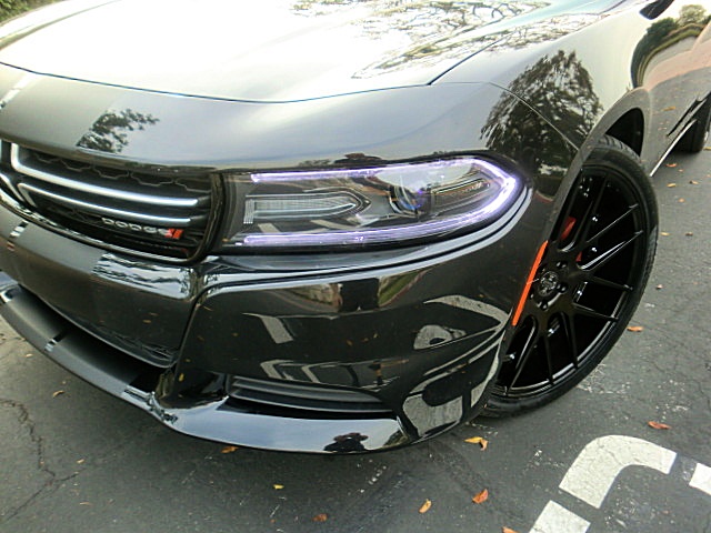 15chargerBlK/21a87.JPG