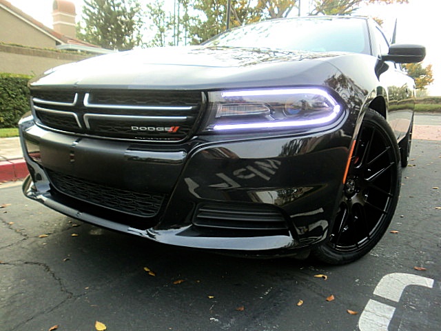 15chargerBlK/21a93.JPG