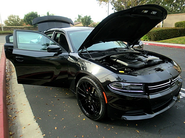 15chargerBlK/21a93.JPG